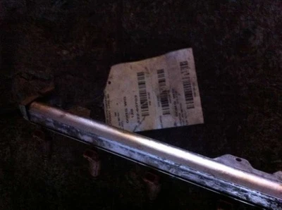 01-09 Volvo Serie 60 Piezas Inyección Combustible Inyector Combustible Turbo 2.5 Litros 5 Cyl Foto 1 de 4