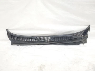 Chevrolet Tahoe 2003 panel de ventilación de capó OEM 15060065 Foto 1 de 4