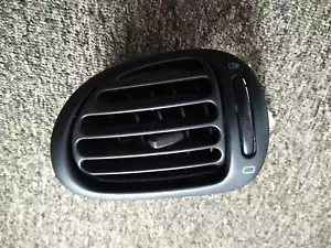 PEUGEOT 206 FRONT HEATER DASHBOARD AIR VENT DRIVERS SIDE 9632184377 Right hand - Picture 1 of 6