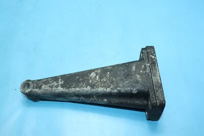 Mercedes W108 W109 W114 W115 /8 Engine Mounting Bracket Motor 1802231904 - Image 1 of 3