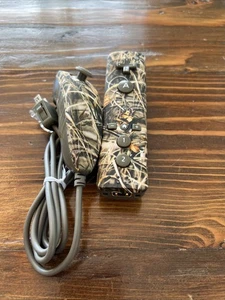 Power A Camouflage Nintendo Wii/ WIi U Remote & Nunchuck Set - Picture 1 of 6