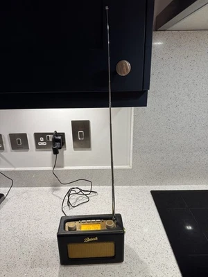 Roberts Revival Uno BT DAB DAB+ FM Bluetooth Digital Radio Black - Image 1 of 4