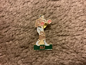 Muhammad Ali Cassius Ton Box PIN - Bild 1 von 2