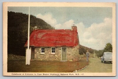 Puerta. Entrada al Parque Nacional de las Tierras Altas del Cabo Bretón. Postal de Nueva Escocia Foto 1 de 2