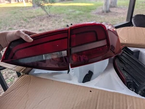 2017 Volkswagen Jetta Full Taillight Assembly - Picture 1 of 11