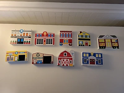 Деревянный городской игровой набор Melissa & Doug детская игрушка с игровым ковриком #GH19148 - Изображение 1 из 4