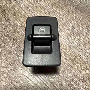 2002 Volkswagen Beetle Passenger Side - Window Control Switch Pair 98-05 - Picture 1 of 7