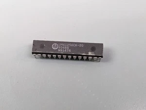 (4) UMC 256K (32K x 8) SRAM Cache RAM ICs, DIP28 UM61256CK-20 ~ Tested Good - Picture 1 of 2