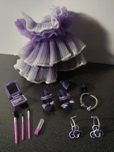 Rainbow High Shadow Monique Verbena Doll Outfit and Accessories Lot - Picture 1 of 8