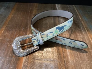 Child’s girls Nocona Running Horses Print Belt Silver Bling Buckle sz 22 - Picture 1 of 7