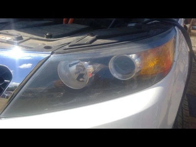 Conjunto de lámpara de faro izquierdo para conductor Kia Sorento 2011-2013 Foto 1 de 4