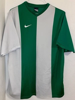 Nike Hombres Verde y Blanco Rayas Dri-Fit Camisa Manga Corta 2XL Foto 1 de 4