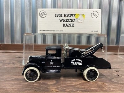 ERTL - 1/34 1931 Hawkeye Wrecker Bank Dept Of Police Traffic - Black Tow truck - Image 1 of 4