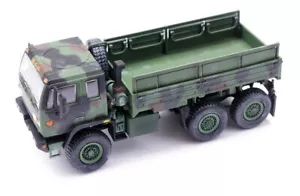 Panzerkampf 1:72 US M1083 Medium Tactical Vehicle - Woodland Camo, PZK12218PA - Picture 1 of 3