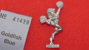 Games Workshop BloodBowl Elf Cheerleader Dunkelelfen Blood Bowl Neu 1988 GW - Bild 1 von 2