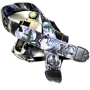 Wolf Camera Strap-Wolves Moon Camera Strap -Double Padded Comfortable - Picture 1 of 9