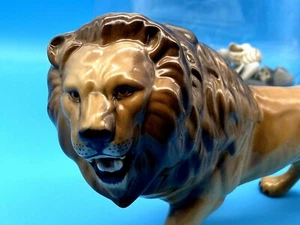 Vintage Beswick Lion Figurine Ornament - Picture 1 of 12
