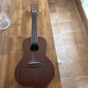 Aria Concert Ukulele Gear Peg - Picture 1 of 2