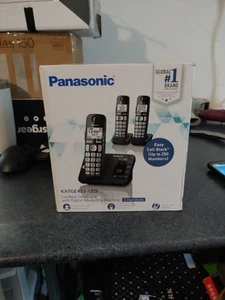 Panasonic KX-TGE433 1,9 GHz Telefon bezprzewodowy z 3 słuchawkami i sekretarką - Zdjęcie 1 z 4