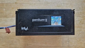Intel / Pentium II / 450 MHz / gniazdo 1 / COOLER MASTER / wentylator / procesor - Zdjęcie 1 z 3