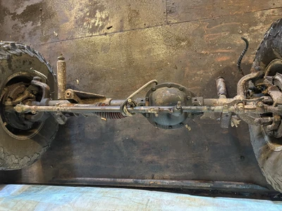 1987-1995 Jeep Wrangler YJ OEM Dana Fonte Diferencial dana 30 Eixo 4.10 - Imagem 1 de 4