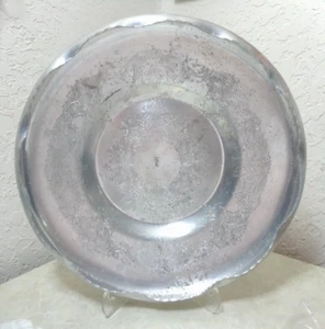 vtg 12in Bowl Wrought Aluminum Scallop Edge Embossed 2in deep - Picture 1 of 6