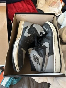 Size 9.5 - Jordan 1 Retro High OG Shadow 2013 Used Good Condition - Picture 1 of 8
