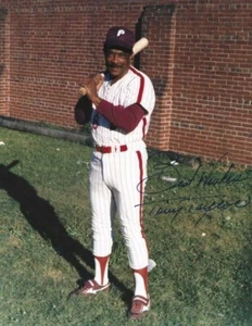 Signed  8x10 TONY TAYLOR Philadelphia Phillies Autographed photo - COA - Picture 1 of 1