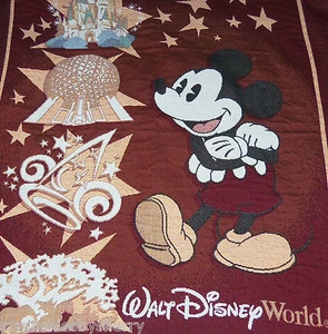 Walt Disney World Mickey Mouse Manta Tejida Castillo de Cenicienta Epcot - Imagen 1 de 2
