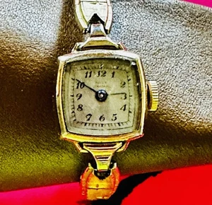 Vintage Ladies Rolex “Standard” Runs And Keeps Time! - Picture 1 of 9