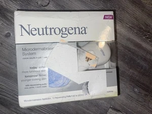 Kit de sistema de microdermabrasión Neutrogena con 12 inhalaciones rejuvenecedoras (caja abierta) - Imagen 1 de 3
