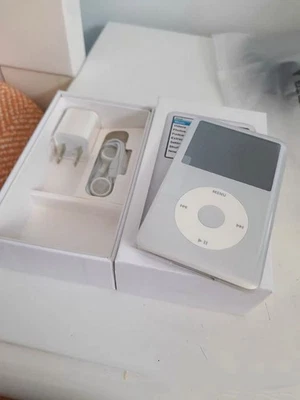 New (Warranty) apple iPod Classic 7th Generation 160GB Multi Color 🔥 Sealed Box - Image 1 of 4