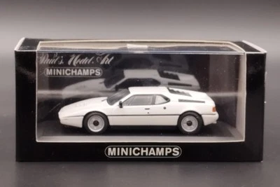 1:43 BMW M1 Street White Minichamps - Immagine 1 di 4
