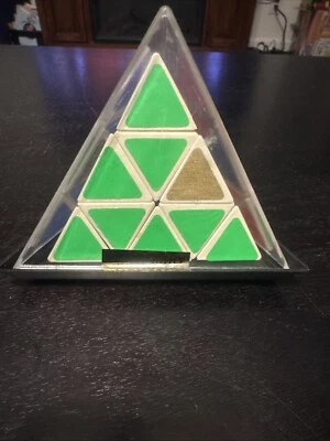 Vintage 1981 TOMY Pyraminx Pyramid Triangle Puzzle Rubik's Cube - Image 1 of 2