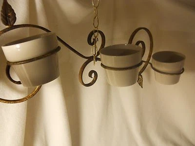 Colgador de plantas rústico vintage - 3 macetas de metal oxidado colgador de plantas - primitivo  Foto 1 de 4