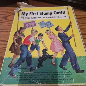 1935 SCOTT MODERN POSTAGE STAMP ALBUM & 1960 MINKUS MY FIRST STAMP ALBUM W/ BOX - Picture 1 of 2