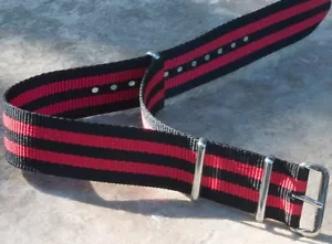 ¡LOS ÚLTIMOS! Correa militar de nailon Red Bond 20 mm con rayas rojas y negras - Imagen 1 de 1