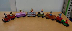 Vintage ERTL LOONEY TUNES 6 Piece Die-Cast Metal Train Set 1989 - Picture 1 of 3