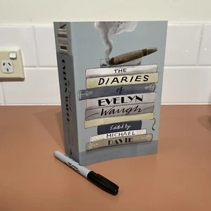 The Diaries Of Evelyn Waugh by Waugh, Evelyn Paperback Book - Bild 1 von 13