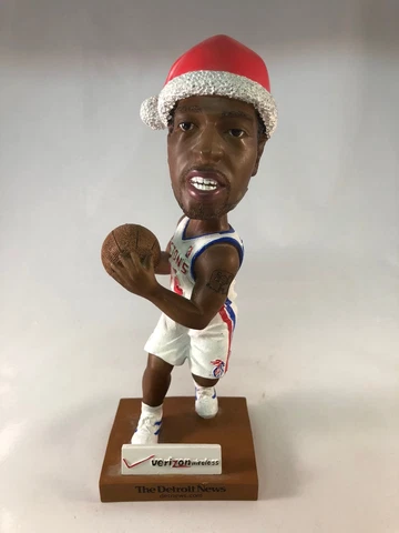 RICHARD RIP HAMILTON DETROIT PISTONS VINTAGE SANTA BOBBLEHEAD SGA Cover