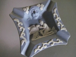 Vintage blau Jasperware Aschenbecher Japan 4,25” x 4,25” - Bild 1 von 5