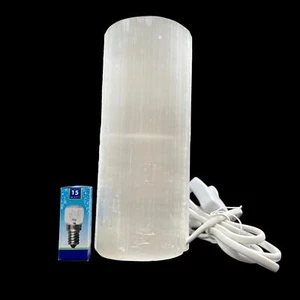 Selenitlampe mit poliertem Top 100% echter spiritueller Heilkristall - Bild 1 von 2