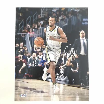 Foto firmada por Rodney Hood 11x14 PSA/DNA Portland Trail Blazers Cavs Autografiada Foto 1 de 3