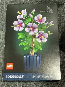 LEGO Botanicals: Hibiscus (10372) - Picture 1 of 2