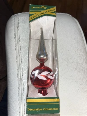 VTG 1994 PYRAMID HAND BLOWN GLASS CHRISTMAS TREE TOPPER RED & SILVER NIB 7” - Image 1 of 4