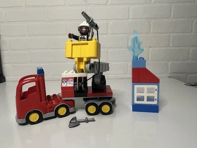 Lego Duplo 10592 Firetruck - Image 1 of 3