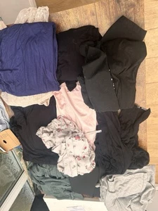 Umstandskleidung Paket Größe 10-12 | Stilloberteile, Jeans, Leggings & Hosen - Bild 1 von 20