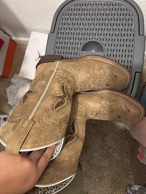 Botas Laredo Femininas Tamanho 8,5 M Marrom - Imagem 1 de 4