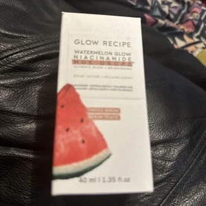 Glow Recipe Watermelon Glow Niacinamide Hue Drops Tinted Serum Sun Glow New - Picture 1 of 1