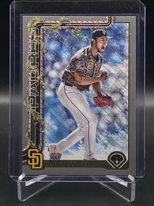 Béisbol navideño Topps 2025 Yu Darvish #H88 brillo Padres de San Diego - Imagen 1 de 2